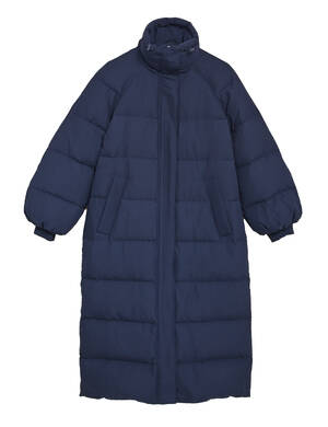 marksandspencer_AW22_T53_4288U_oversized kabat s perim a technologii Stormwear_modra_4499Kc.jpg